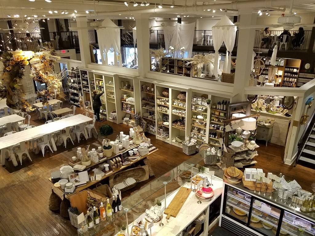 Coastal Fog | restaurant | 330 Evans St, Greenville, NC 27858, USA | 2523472632 OR +1 252-347-2632