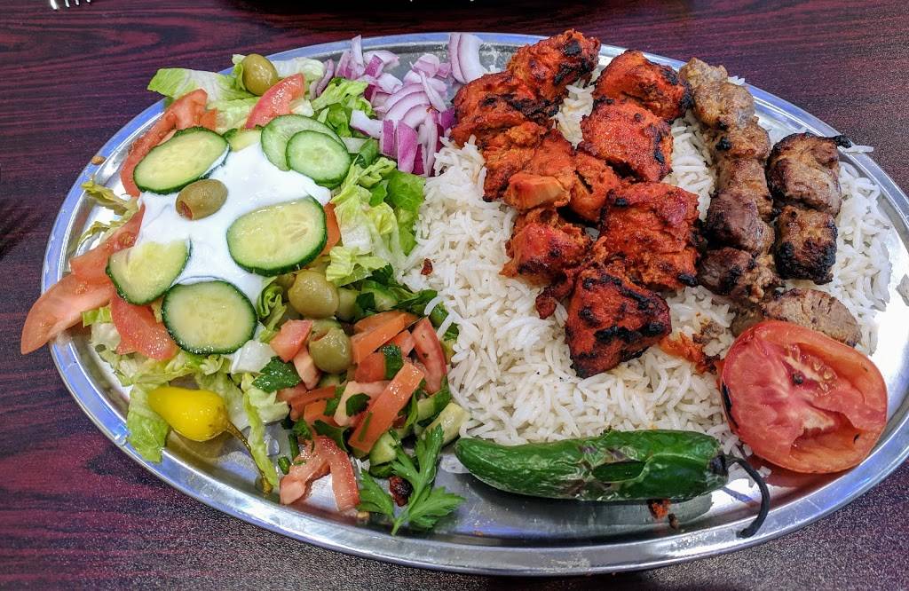 Halal Boys | restaurant | 7221 Tampa Ave, Reseda, CA 91335, USA | 8183411946 OR +1 818-341-1946