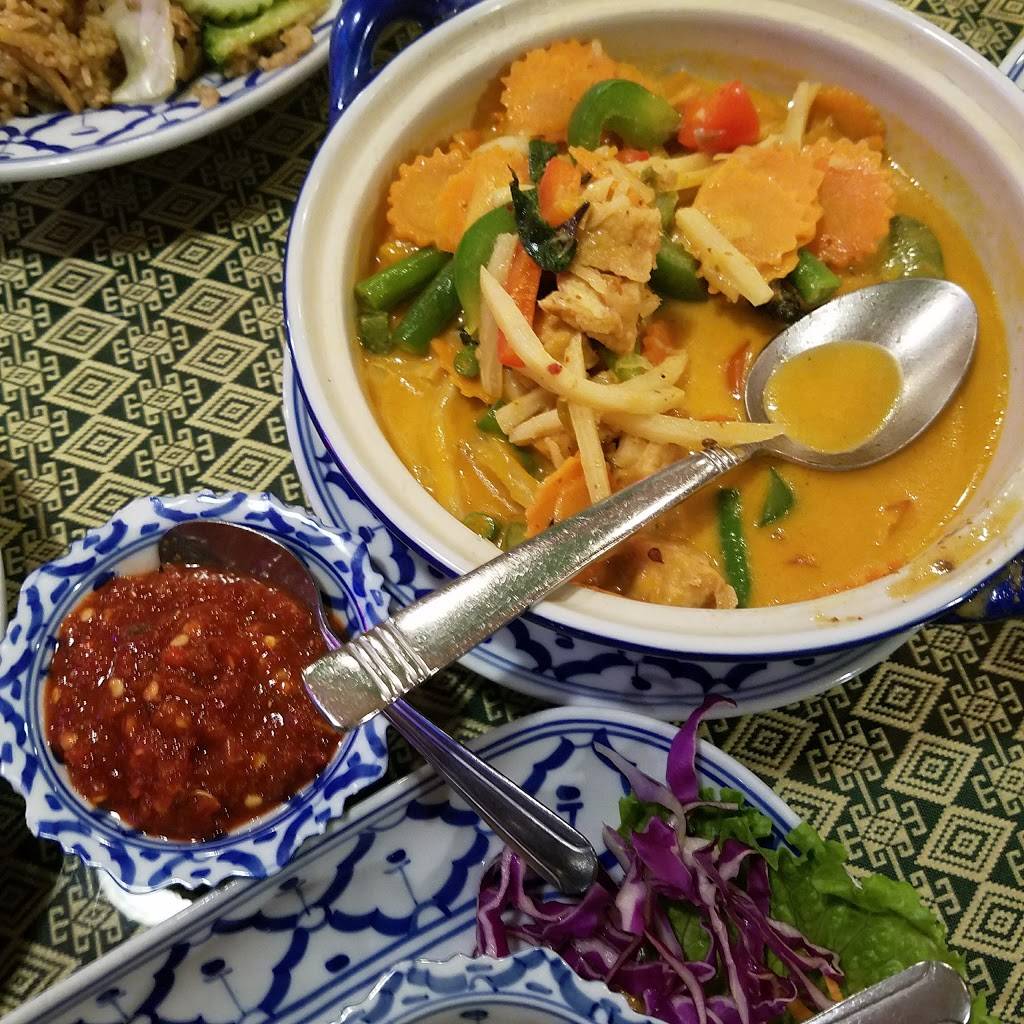 Ruang Thai Restaurant | restaurant | 328, 7491, 1301 Custer Rd, Plano, TX 75075, USA | 9724224143 OR +1 972-422-4143