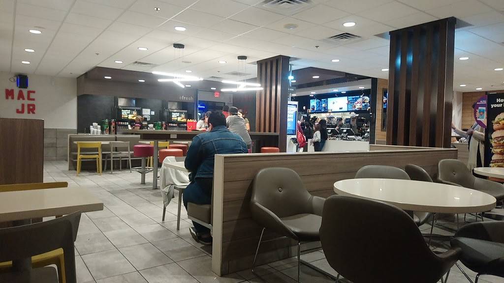 McDonalds | cafe | 470 W Mariposa Rd, Nogales, AZ 85621, USA | 5207613797 OR +1 520-761-3797