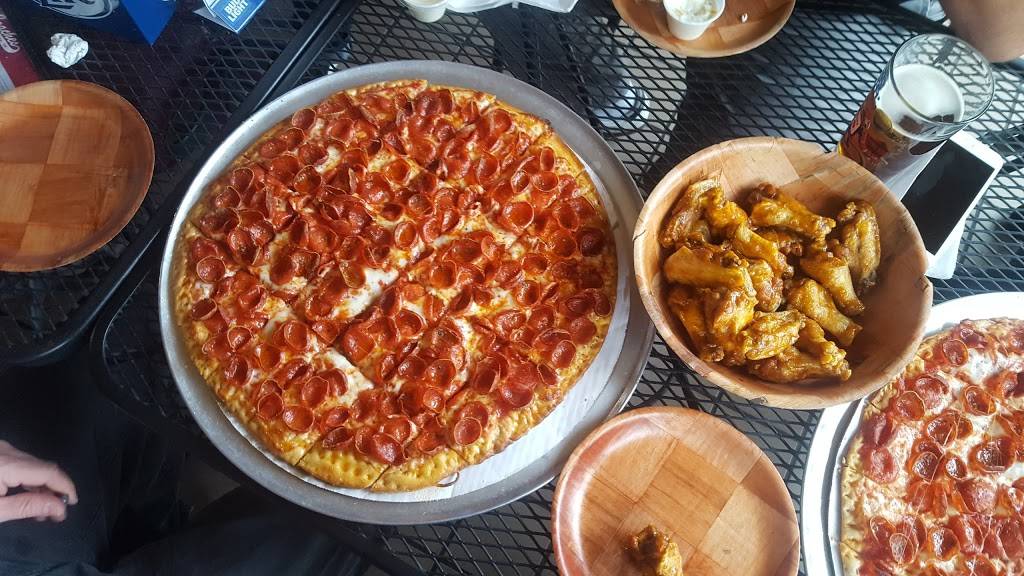 Coaches Gahanna | restaurant | 230 Granville St, Gahanna, OH 43230, USA | 6144764496 OR +1 614-476-4496