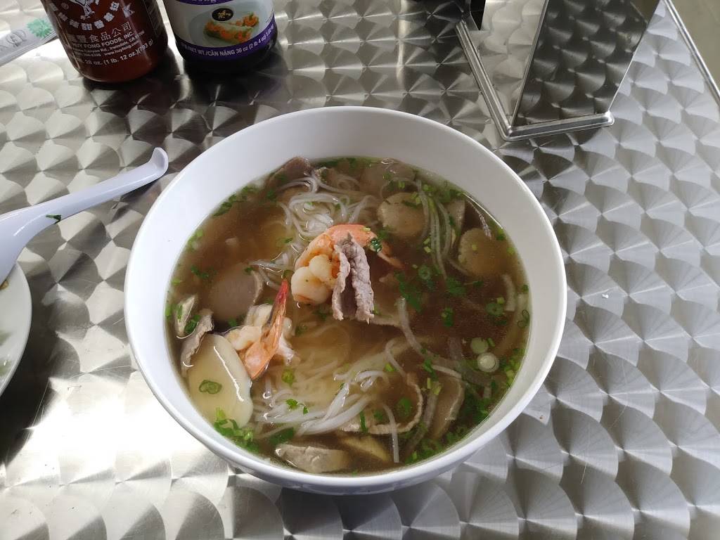 DT Hot Food & Grocery | restaurant | 5708 Veterans Blvd, Pascagoula, MS 39581, USA | 2287696701 OR +1 228-769-6701