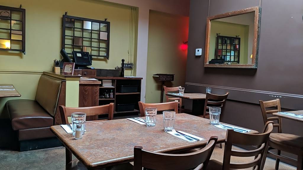 Fino Bistro Bar Pizzeria | restaurant | 8225 N Denver Ave, Portland, OR 97217, USA | 5032862100 OR +1 503-286-2100