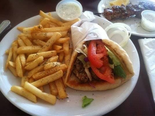 GREEK TO ME | restaurant | 9251 E Peakview Ave A, Greenwood Village, CO 80111, USA | 3032203447 OR +1 303-220-3447