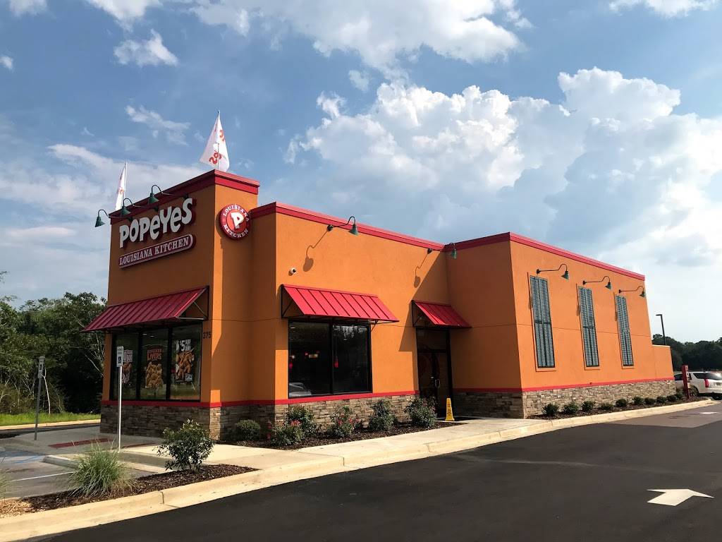 Popeyes | restaurant | 235 Main St, Shorter, AL 36075, USA | 3344219380 OR +1 334-421-9380