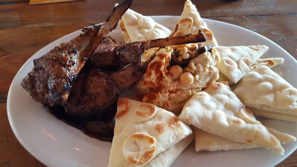 Avenue A Bar and Grill | restaurant | 800 S Pacific Coast Hwy, Redondo Beach, CA 90277, USA | 3103162832 OR +1 310-316-2832