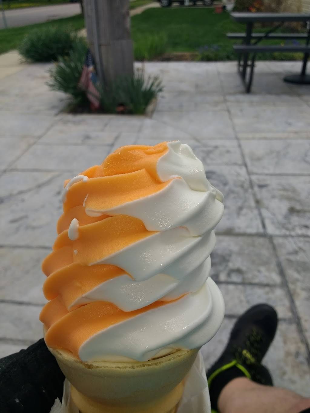 Waldo Dairy Bar | restaurant | 189 N Marion St, Waldo, OH 43356, USA | 7407262269 OR +1 740-726-2269