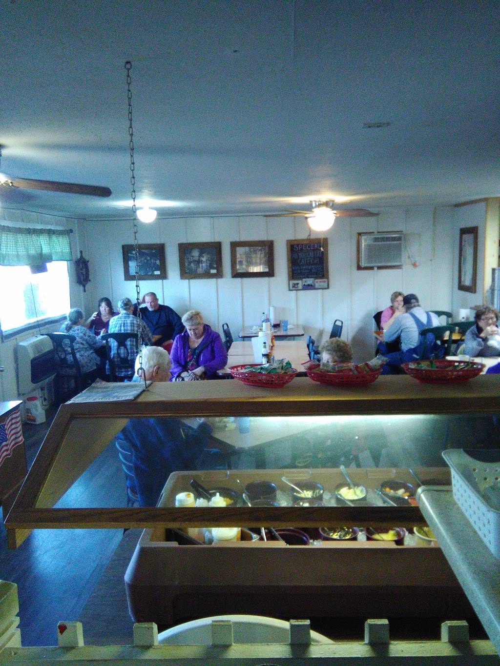 Marys Restaurant Catfish & More | restaurant | 32331 MO-MM, Warsaw, MO 65355, USA | 6604383475 OR +1 660-438-3475