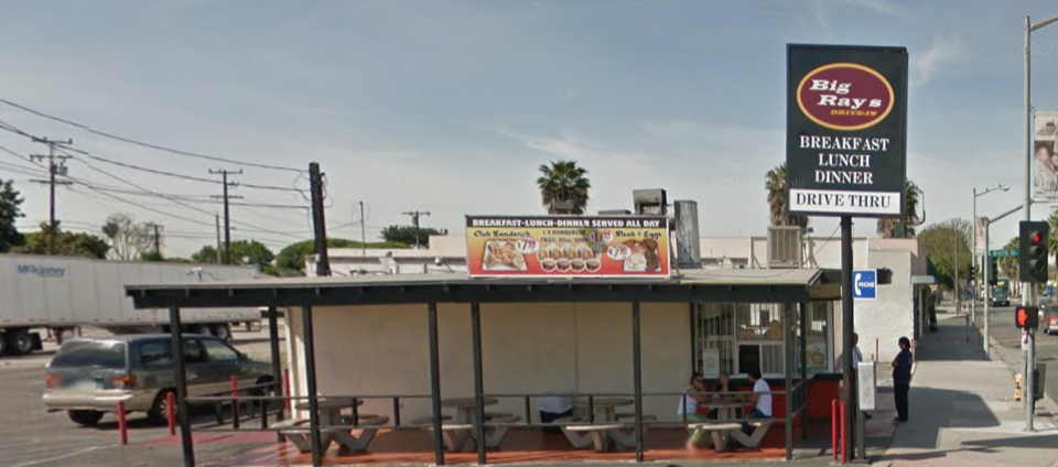 Big Rays Drive-in | restaurant | 2624 E Alondra Blvd, Compton, CA 90221, USA | 3106370636 OR +1 310-637-0636