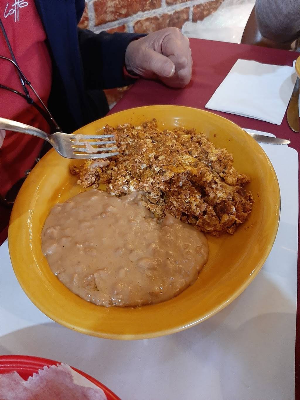 Sotos Outpost Mexican Restaurant | restaurant | 14 Cam Otero, Tubac, AZ 85646, USA | 5203983256 OR +1 520-398-3256