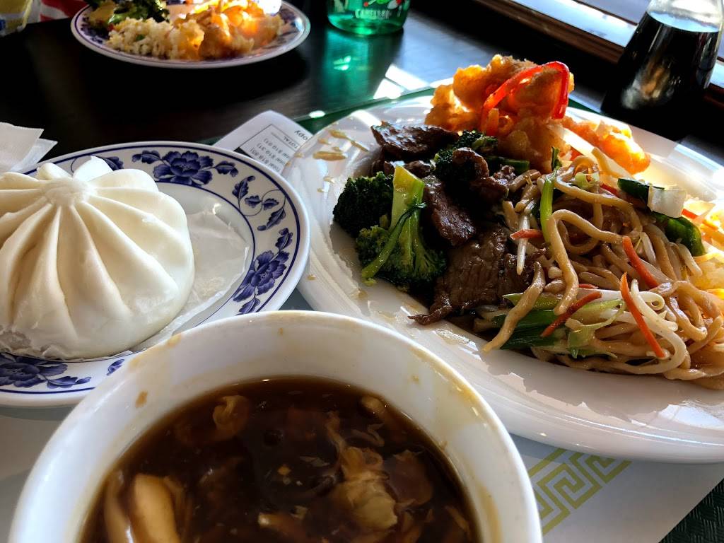 Lucky Chinese Bistro | restaurant | 1040 Grant Rd, Mountain View, CA 94040, USA | 6509888998 OR +1 650-988-8998