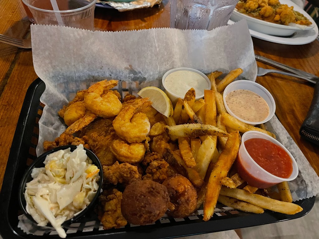 Hurricane Oyster Bar & Grill | restaurant | 5773, 37 Logan Ln #4, Santa Rosa Beach, FL 32459, USA | 8502310787 OR +1 850-231-0787