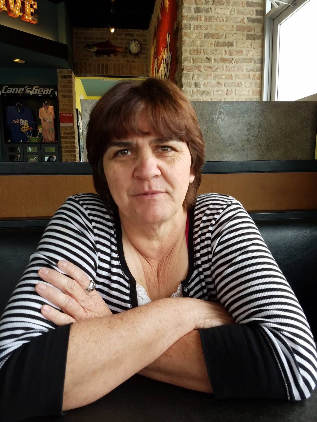 Raising Canes Chicken Fingers | meal takeaway | 17696 Airline Hwy, Prairieville, LA 70769, USA | 2256733465 OR +1 225-673-3465