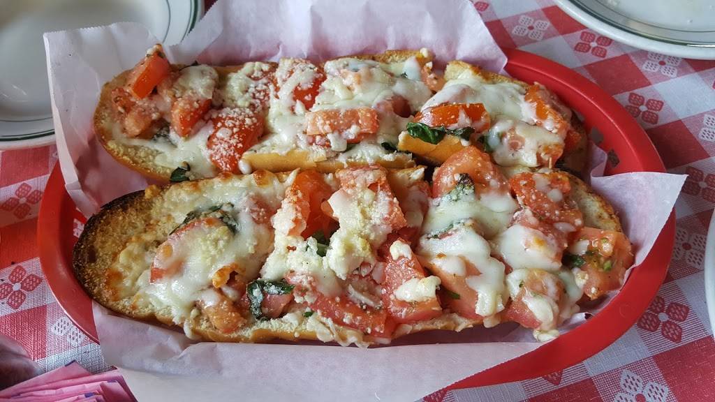 Papaluccis | restaurant | 4611 E 2nd St, Long Beach, CA 90803, USA | 5624344454 OR +1 562-434-4454