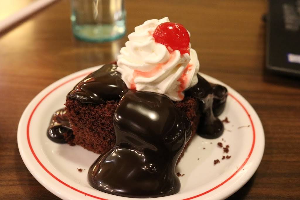 Frischs Big Boy | restaurant | 3226 Central Pkwy, Cincinnati, OH 45225, USA | 5135590555 OR +1 513-559-0555