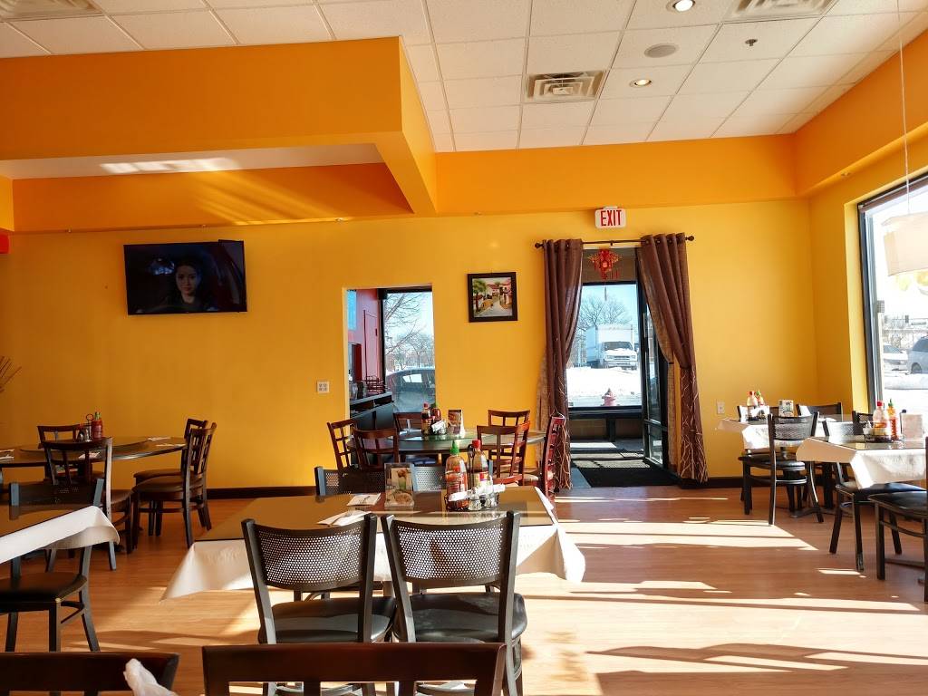 Noodles Pho U | restaurant | 546 E Boughton Rd, Bolingbrook, IL 60440, USA | 6307392988 OR +1 630-739-2988