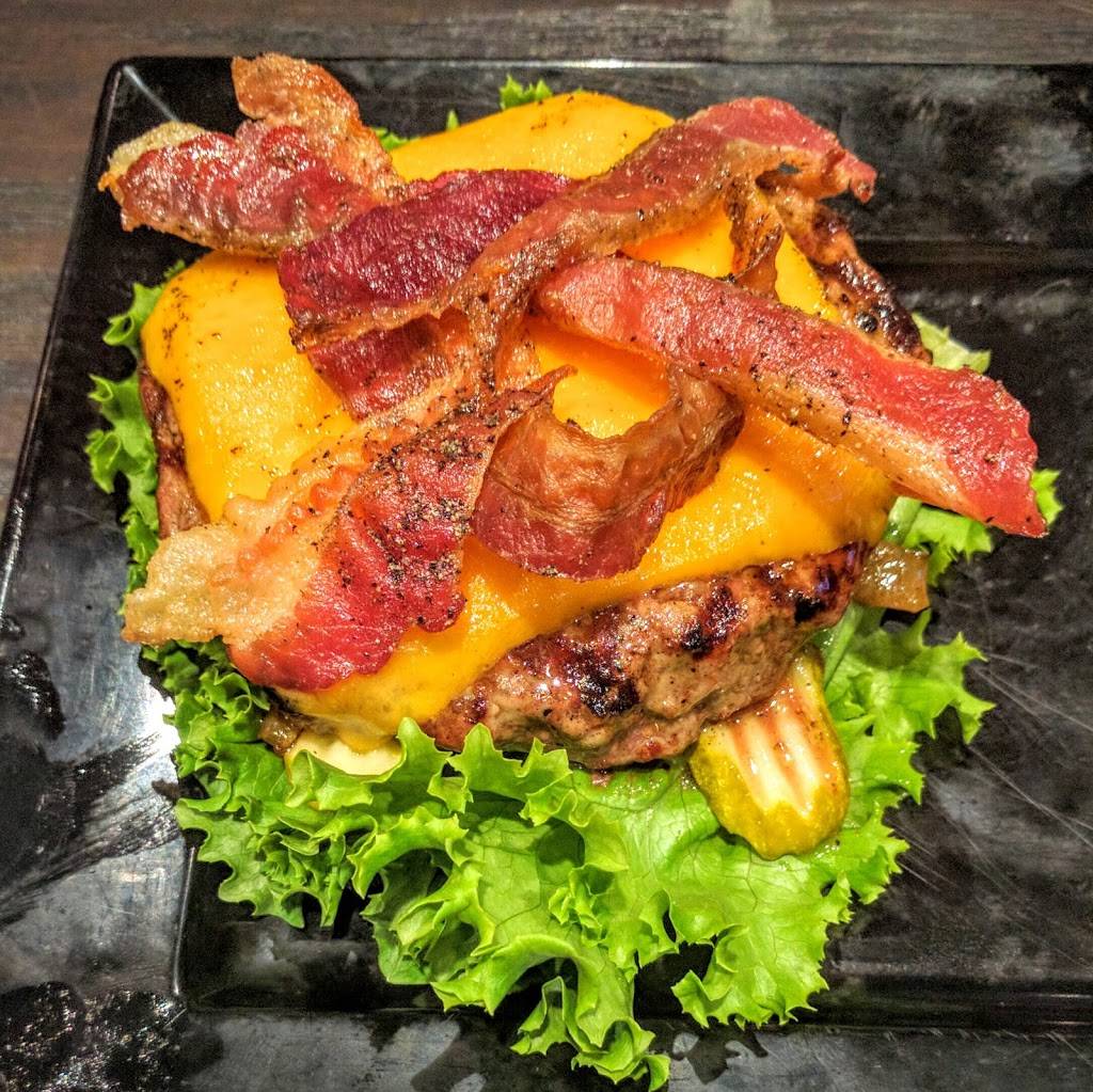 Red Robin Gourmet Burgers and Brews | restaurant | 2199 N Orange Mall, Orange, CA 92865, USA | 7149749888 OR +1 714-974-9888