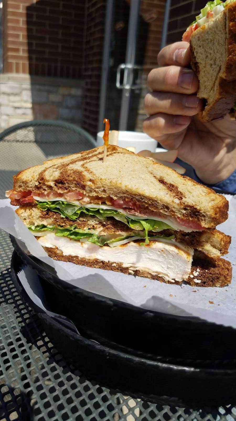 Allys Bistro | cafe | N72W13350 Lund Ln, Menomonee Falls, WI 53051, USA | 2622519727 OR +1 262-251-9727