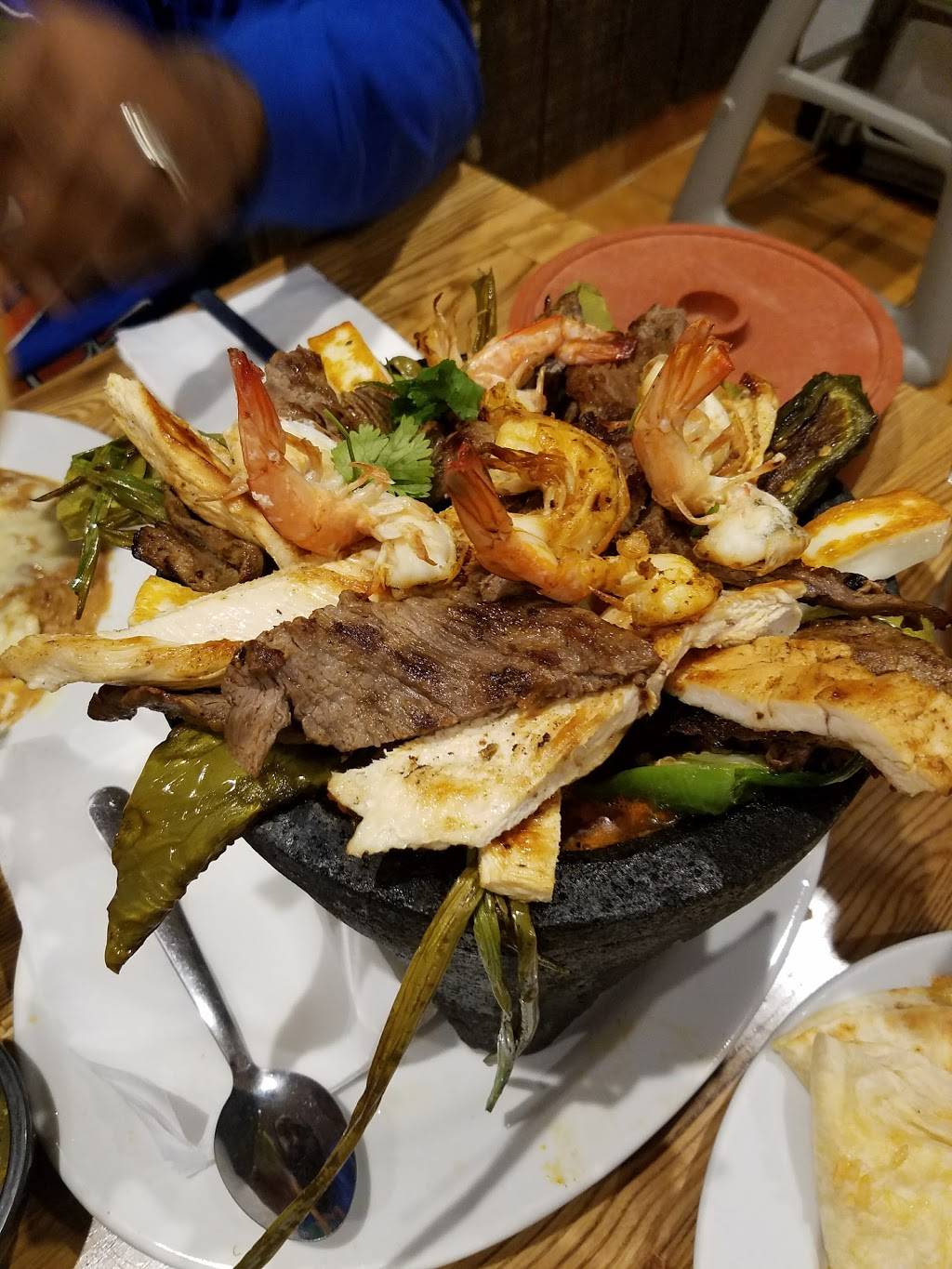 El Picante | restaurant | 6301 Florence Pl, Bell Gardens, CA 90201, USA | 5629283490 OR +1 562-928-3490