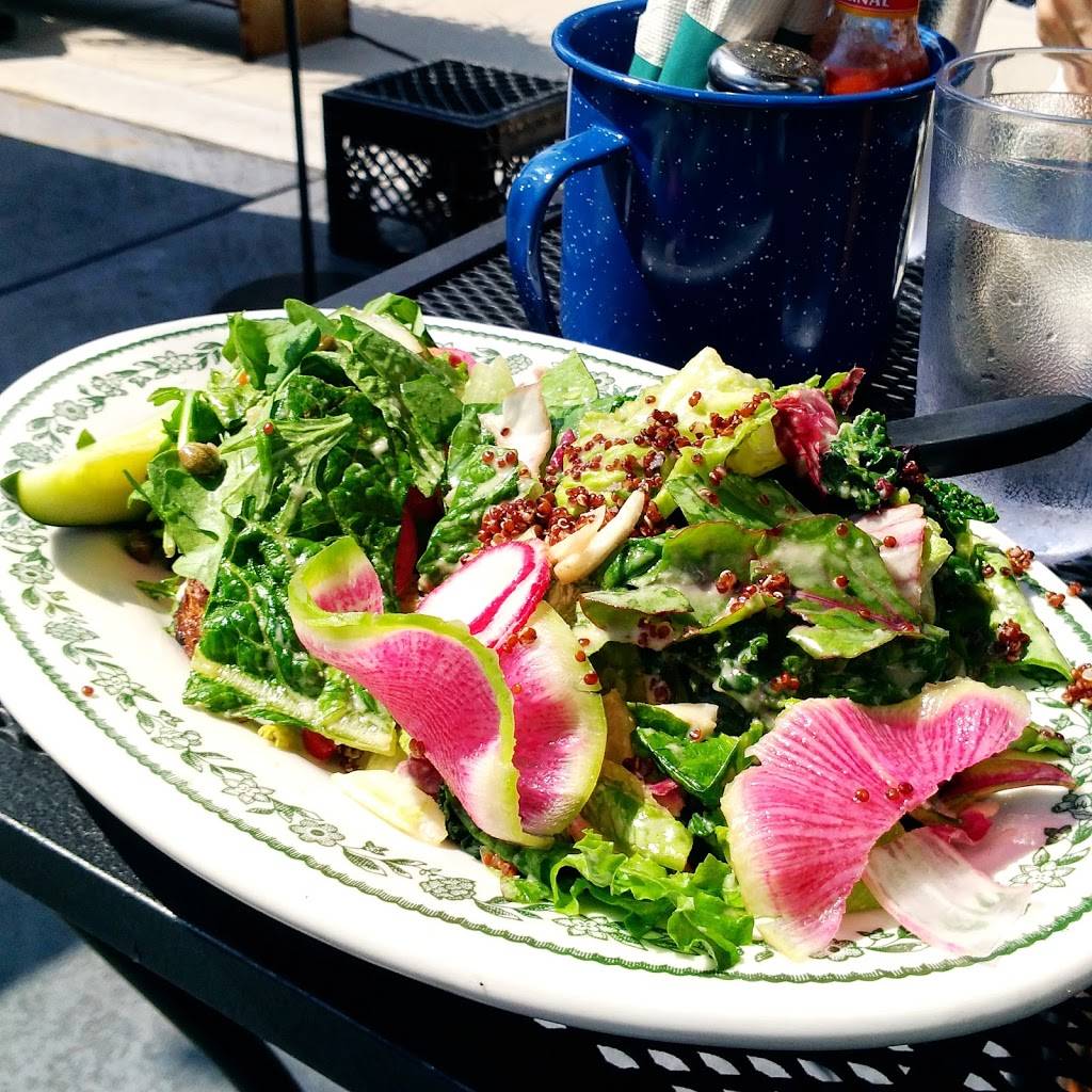 Fuel Cafe 5th St | cafe | 630 S 5th St, Milwaukee, WI 53204, USA | 4148479580 OR +1 414-847-9580