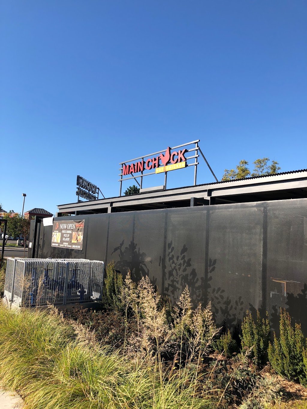 Main Chick Hot Chicken | restaurant | 6614 Atlantic Ave, Long Beach, CA 90805, USA | 5624231411 OR +1 562-423-1411