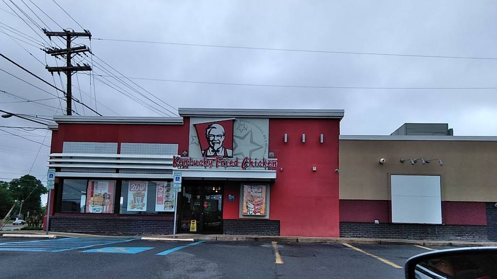 KFC | restaurant | 6701 Martin Luther King Jr Hwy, Landover, MD 20785, USA | 3017730100 OR +1 301-773-0100