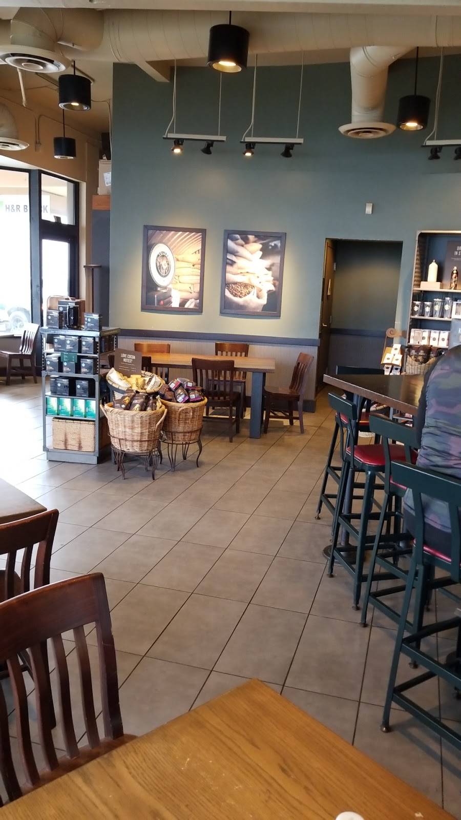 Starbucks | cafe | 820 Southampton Rd, Benicia, CA 94510, USA | 7077456233 OR +1 707-745-6233