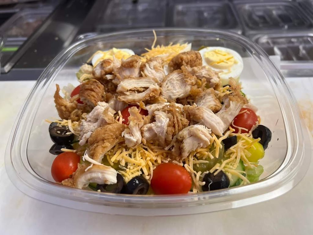 Ez2Go Chicken and Deli | restaurant | 541 Stateline Rd W, Southaven, MS 38671, USA | 6623939945 OR +1 662-393-9945