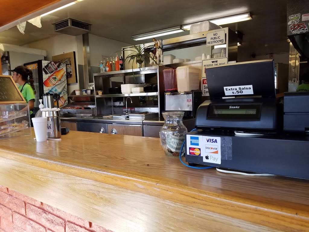 Senor Baja | restaurant | 405 E Mission Blvd, Pomona, CA 91766, USA | 9098650802 OR +1 909-865-0802