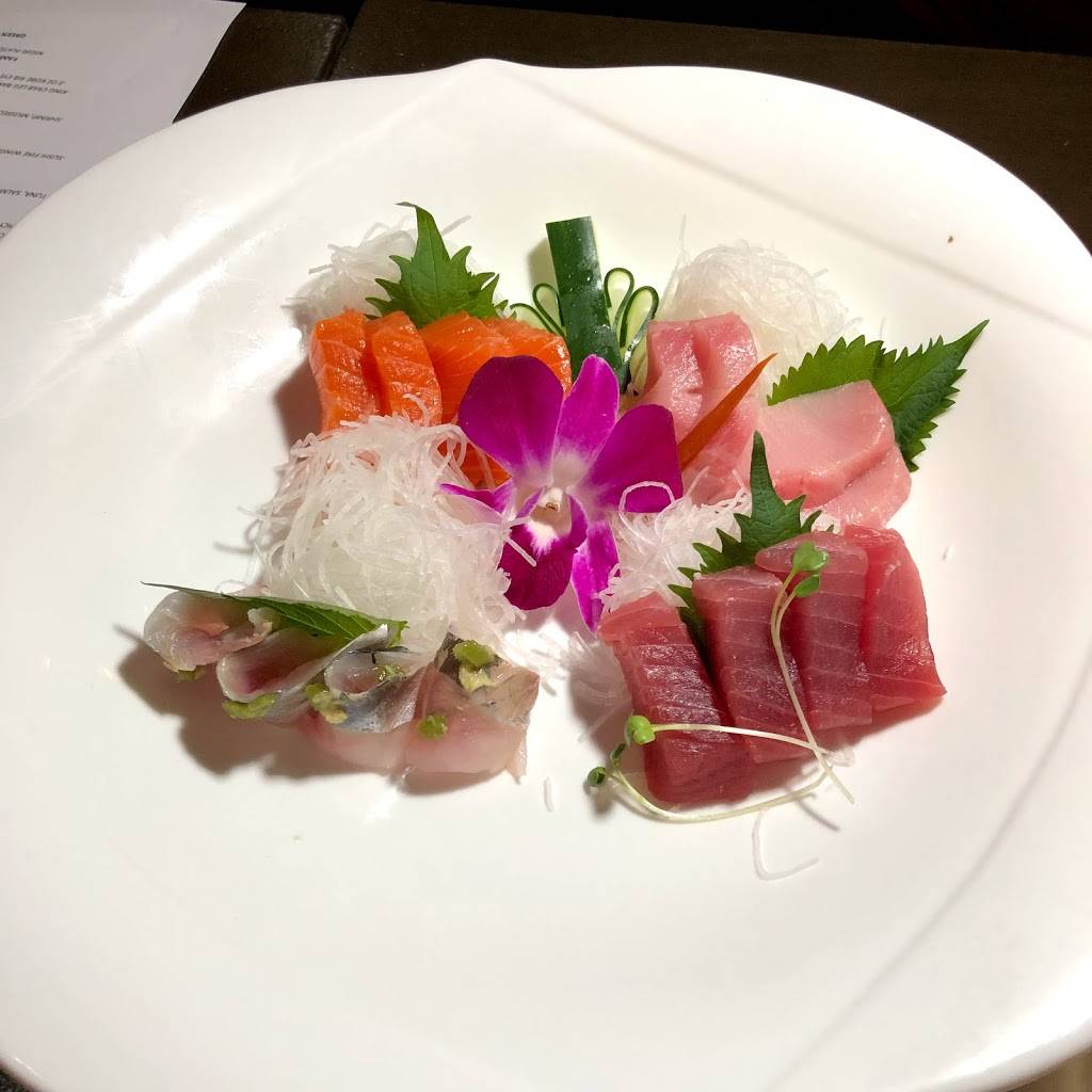 Sushi Fire | restaurant | 1723 E Huntington Dr, Duarte, CA 91010, USA | 6269321240 OR +1 626-932-1240