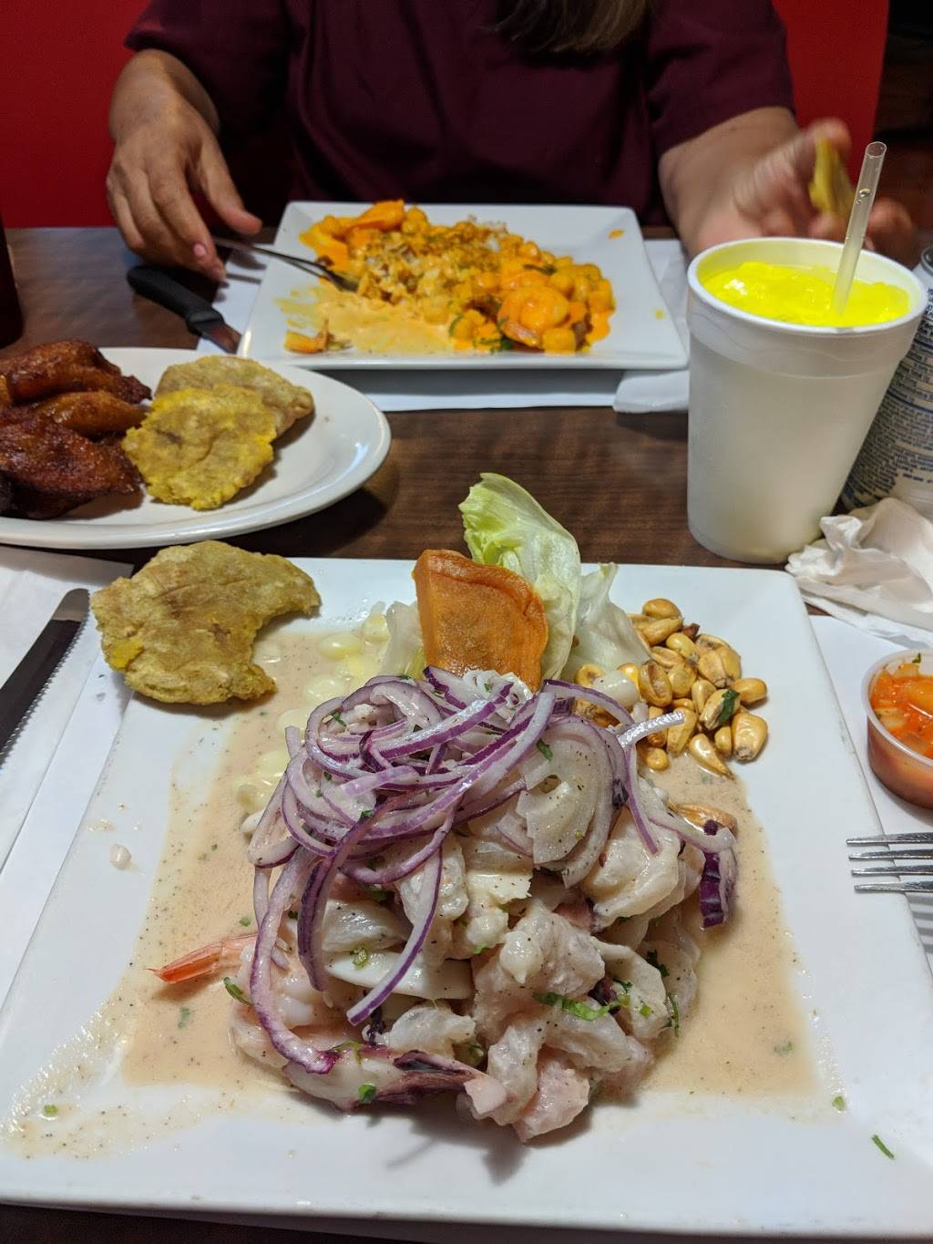 La Granja | restaurant | 4810 S State Rd 7, Fort Lauderdale, FL 33314, USA | 9543218667 OR +1 954-321-8667