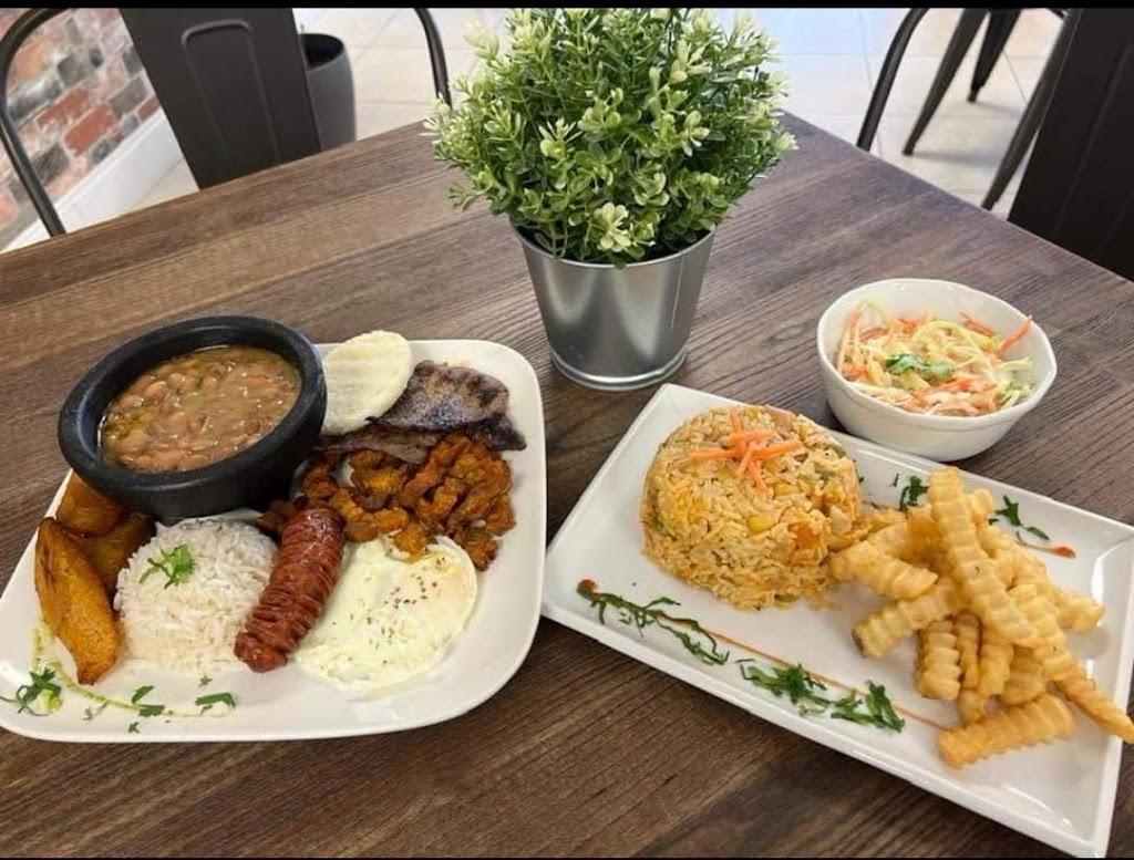 Que Perros Margate | restaurant | 2147 N State Rd 7, Margate, FL 33063, USA | 9545324943 OR +1 954-532-4943