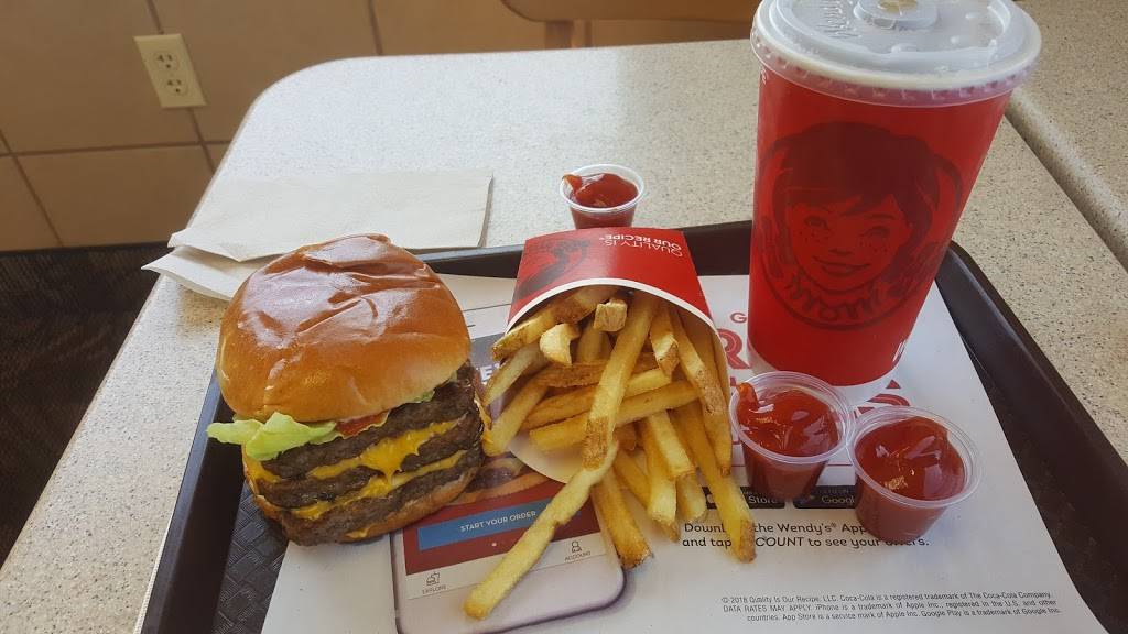 Wendys | restaurant | 402 W Main St, Morehead, KY 40351, USA | 6067846438 OR +1 606-784-6438