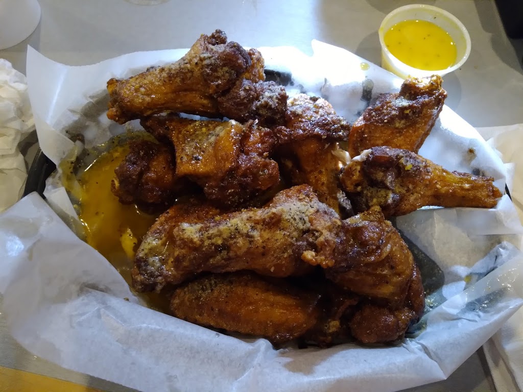 Fieldhouse Bar & Grill | restaurant | 1510 Sterlington Rd, Monroe, LA 71203, USA | 3183429662 OR +1 318-342-9662