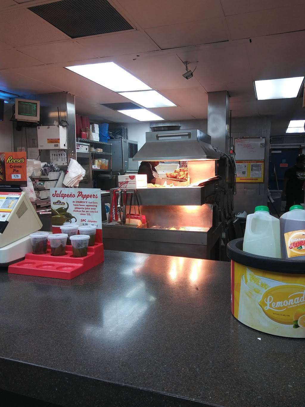 Churchs Chicken | restaurant | 3801 Stockton Blvd, Sacramento, CA 95820, USA | 9164524682 OR +1 916-452-4682