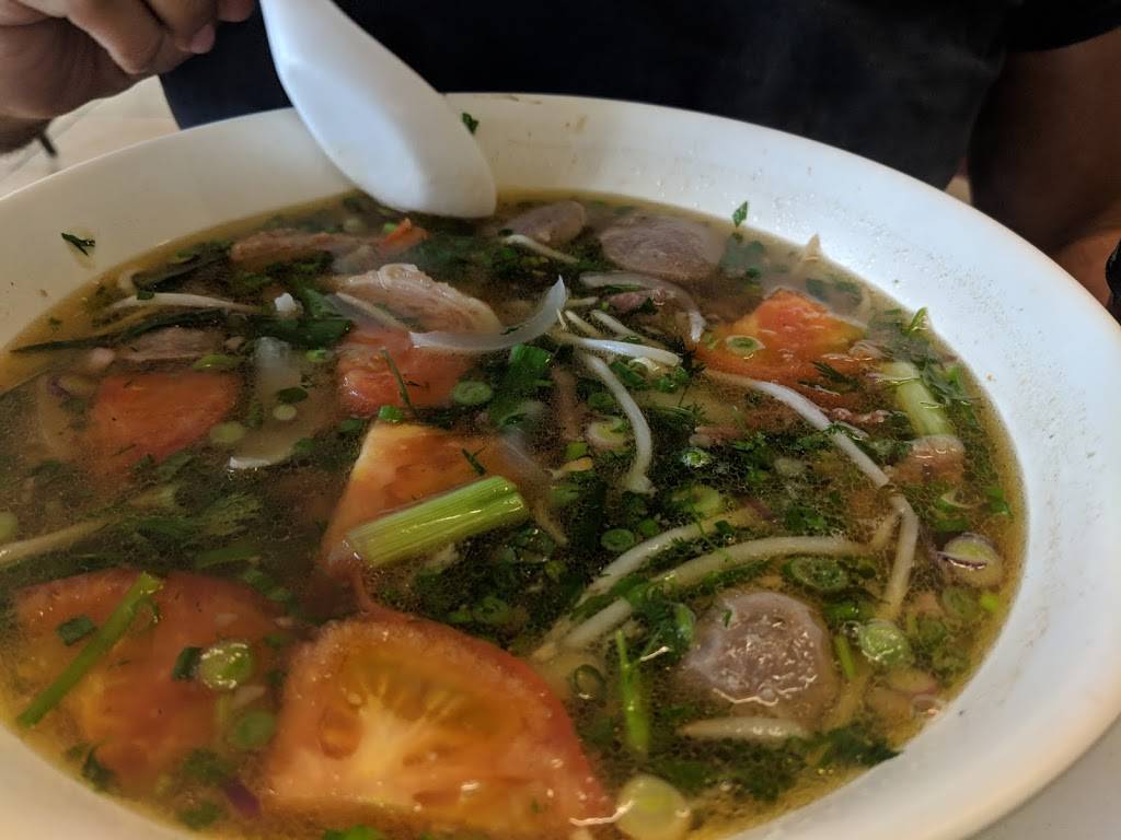 Sticky Rice | restaurant | 3720 E Olive Ave, Fresno, CA 93702, USA | 5594890234 OR +1 559-489-0234