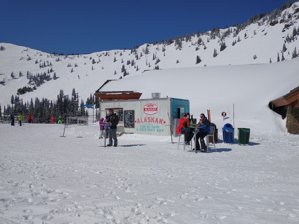 Campbell Basin Lodge | restaurant | Fardoggle, Enumclaw, WA 98022, USA | 3606633099 OR +1 360-663-3099