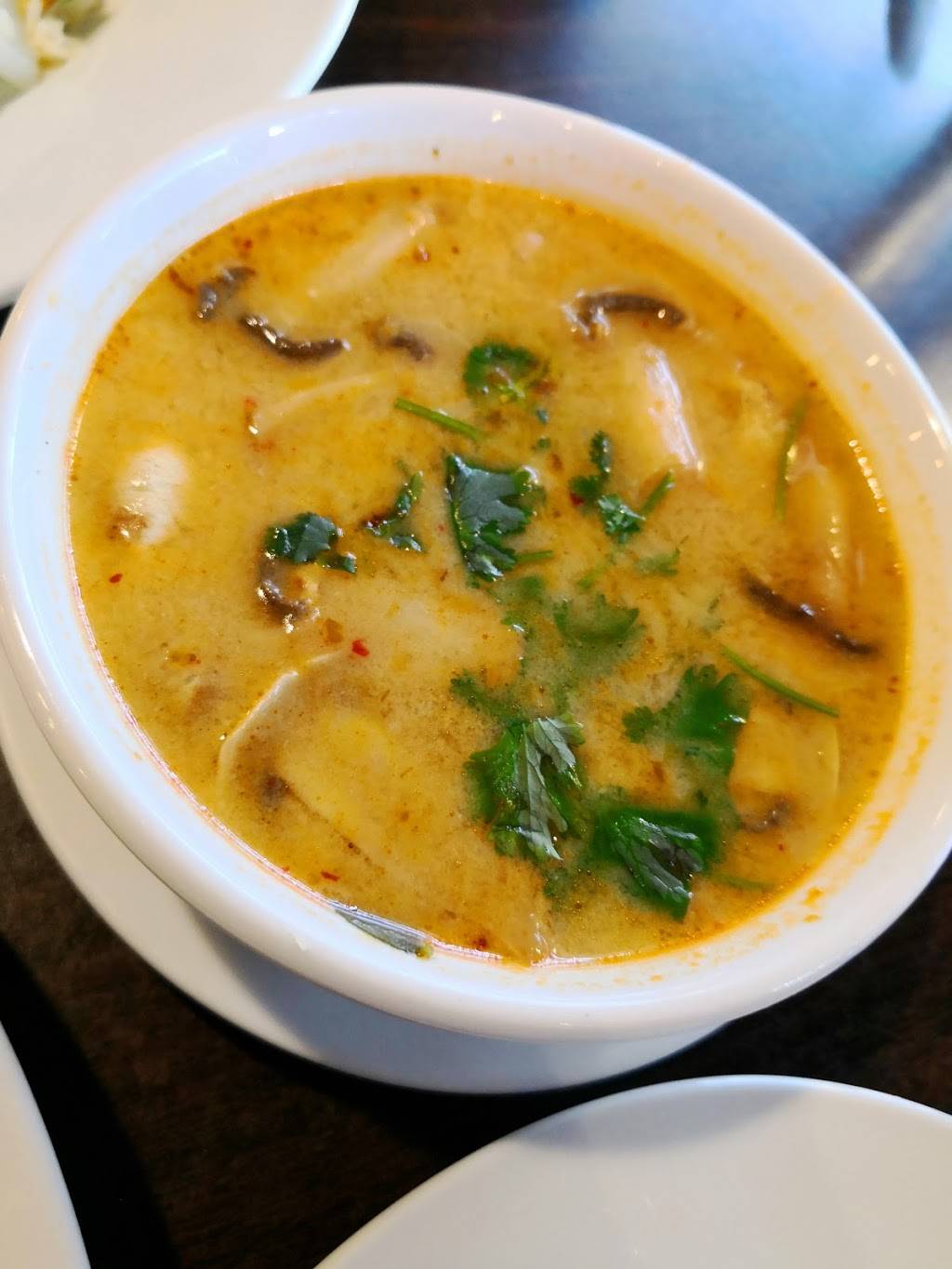 Chada Thai | restaurant | 1335 E Whitestone Blvd, Cedar Park, TX 78613, USA | 5122604165 OR +1 512-260-4165