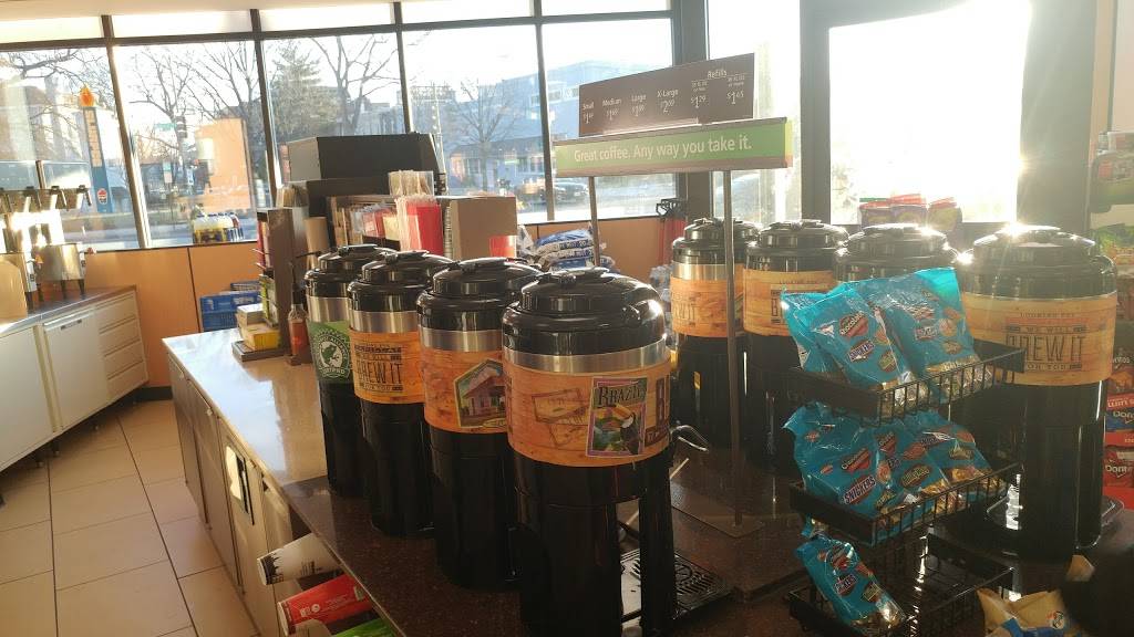 7-Eleven | bakery | 1501 Independence Ave SE, Washington, DC 20003, USA | 2025432170 OR +1 202-543-2170