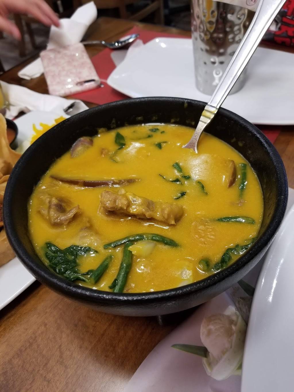 Maxs Restaurant, Cuisine of the Philippines | restaurant | 16830 Southcenter Pkwy, Tukwila, WA 98188, USA | 2066986297 OR +1 206-698-6297