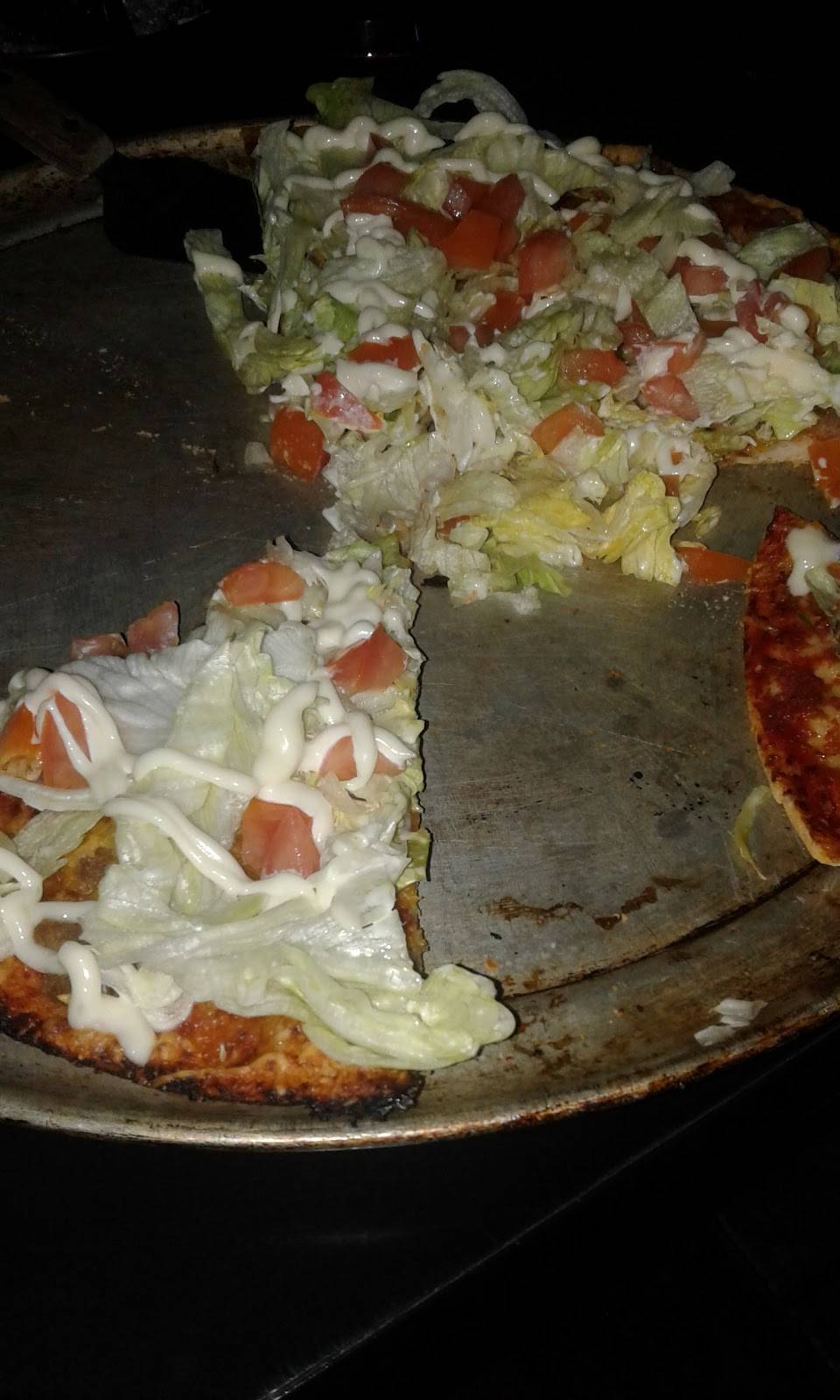 Roadhouse Cafe & Lounge | restaurant | 9725 Hwy 20, Angola, IN 46703, USA | 2606658640 OR +1 260-665-8640