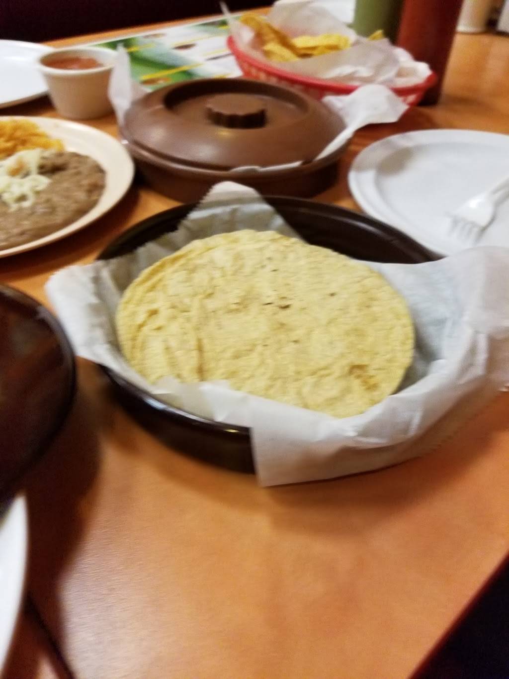 El Pollo Tapatio | restaurant | 4112 N High School Rd # A, Indianapolis, IN 46254, USA | 3172914910 OR +1 317-291-4910