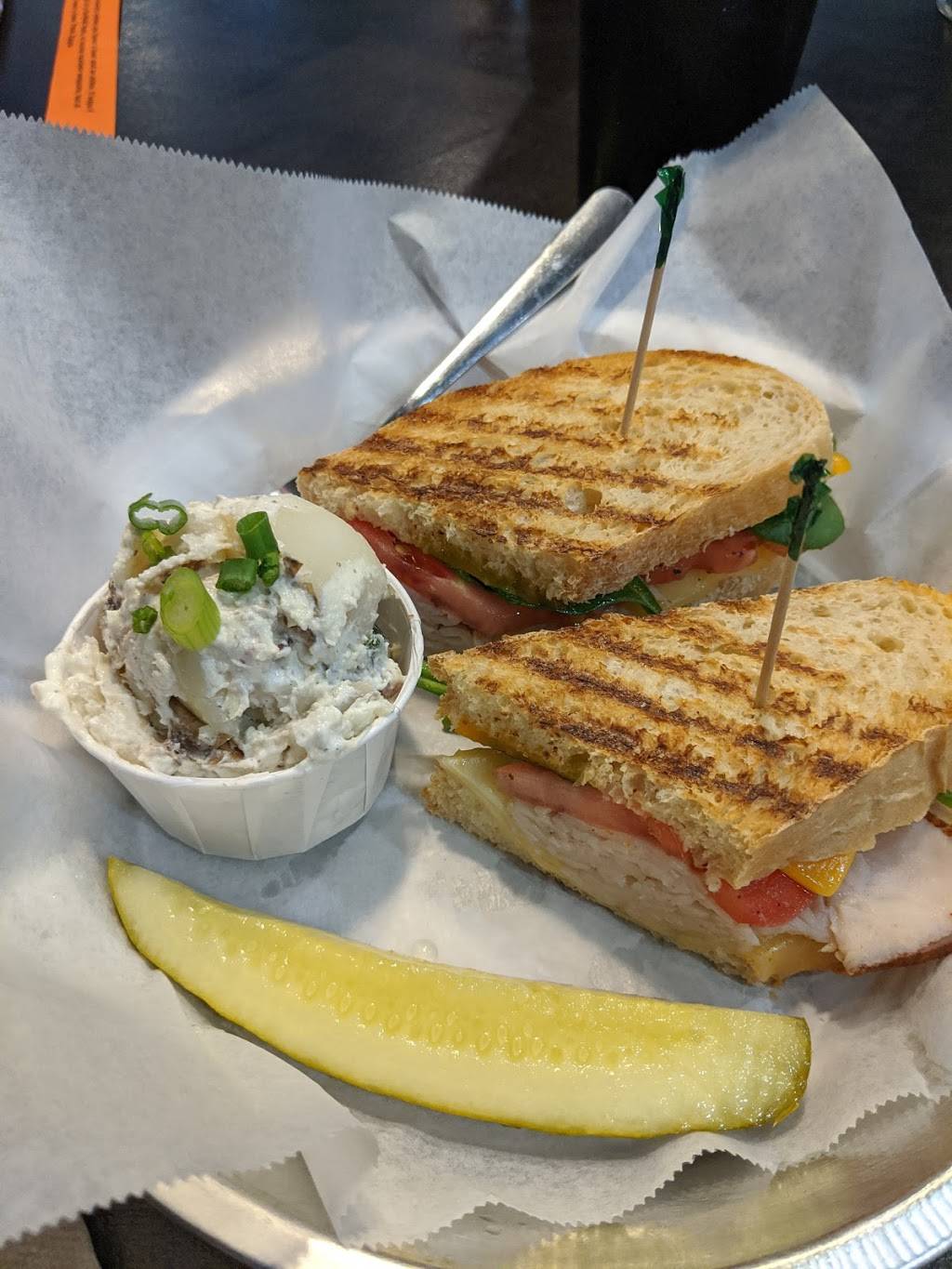 New Moon Cafe | cafe | JB Whites Building storefront, 936 Broad St, Augusta, GA 30901, USA | 7068232008 OR +1 706-823-2008