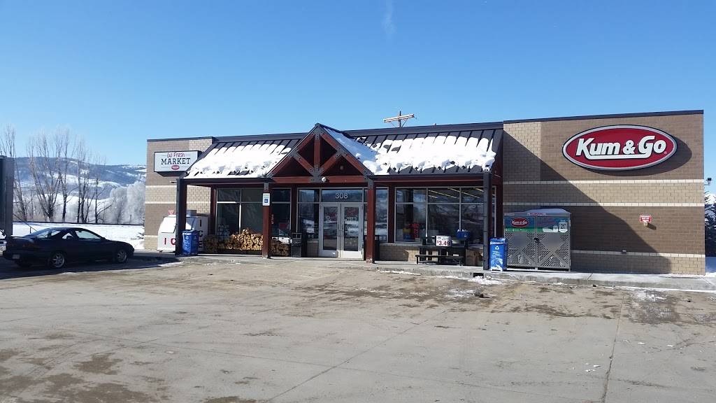 Kum & Go | meal takeaway | 308 W Agate Ave, Granby, CO 80446, USA | 9708873031 OR +1 970-887-3031