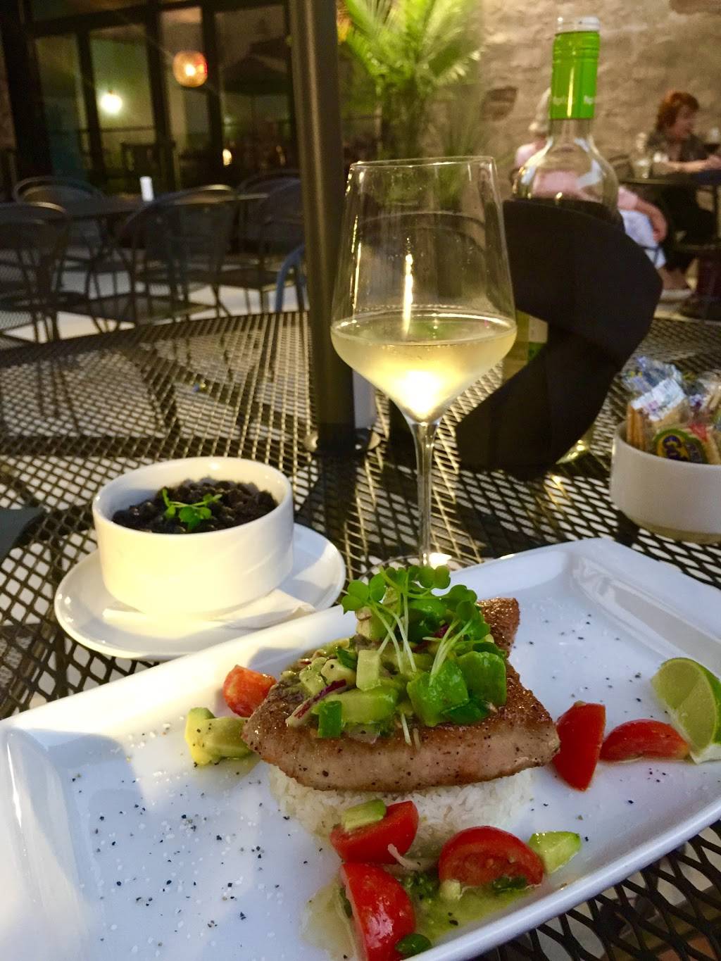 Sabores | restaurant | 202 E Main St, Johnson City, TN 37601, USA | 4237223702 OR +1 423-722-3702