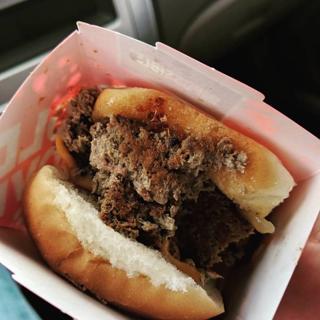 White Castle | restaurant | 179 E Reynolds Rd, Lexington, KY 40517, USA | 8592726176 OR +1 859-272-6176