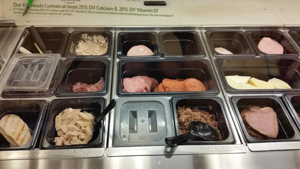 Subway Restaurants | restaurant | 3933 E Castro Valley Blvd, Castro Valley, CA 94546, USA | 5108819187 OR +1 510-881-9187