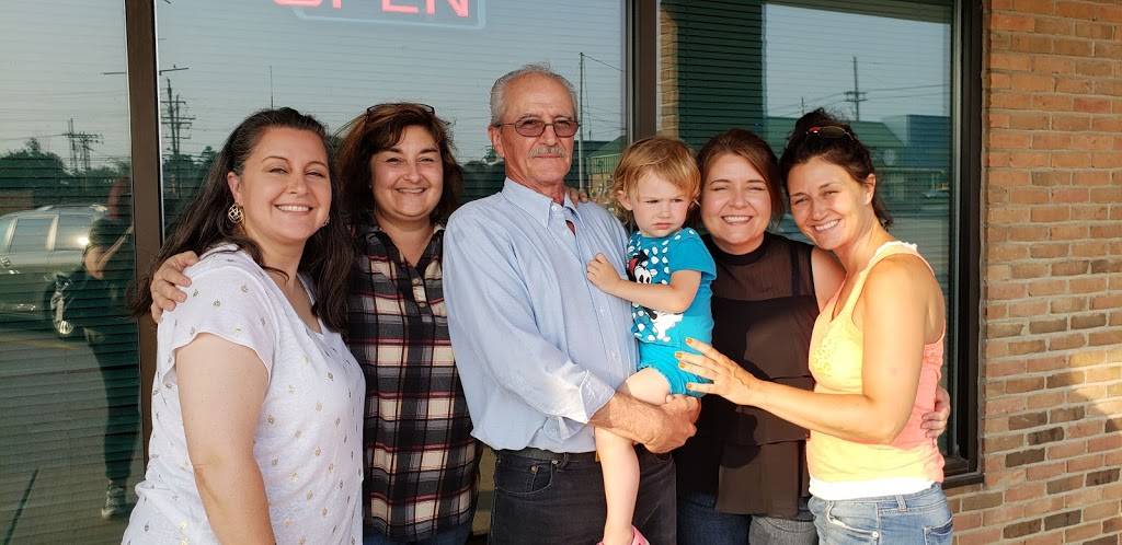 Wah Fu Chinese Restaurant | restaurant | 15210 Bagley Rd, Middleburg Heights, OH 44130, USA | 4408863456 OR +1 440-886-3456