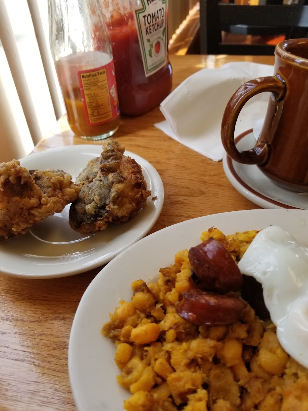 Sunset Cafe | cafe | 1110 Main St, Brockton, MA 02301, USA | 5088572289 OR +1 508-857-2289