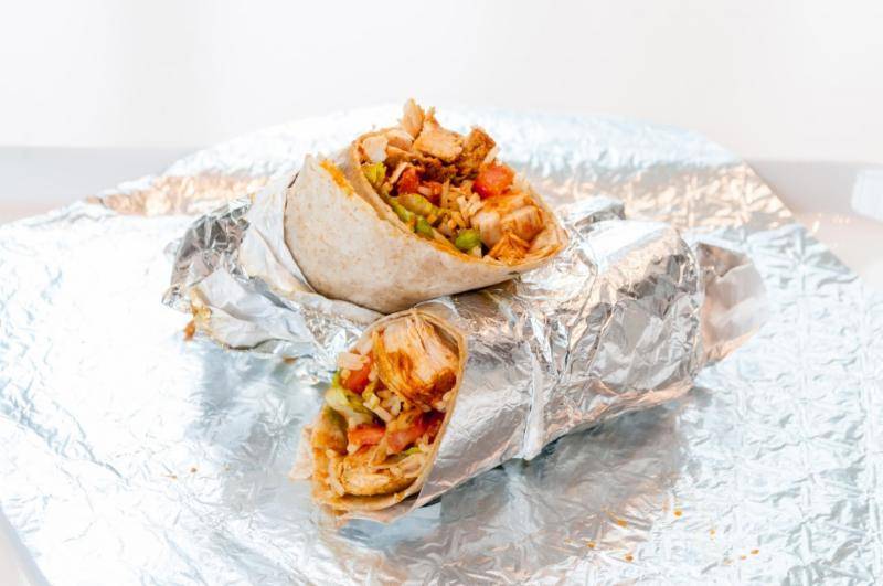 Amaya Express Sherway Gardens | meal takeaway | The West Mall, 25 Sherway Gardens Rd, Etobicoke, ON M9C 1B8, Canada | 4166204555 OR +1 416-620-4555